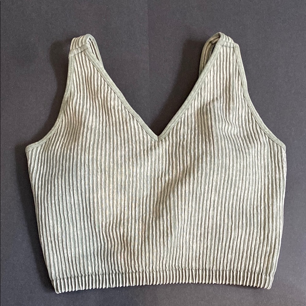 Ribbed V-Neck Crop Top - Green